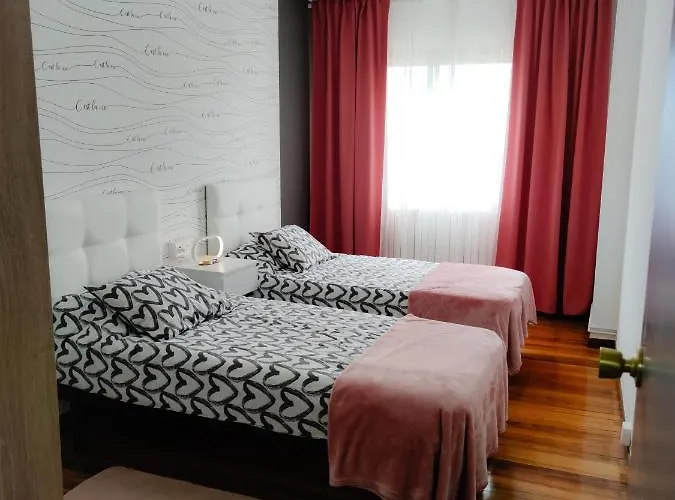 Lägenhet Vivienda Turistica Mou
